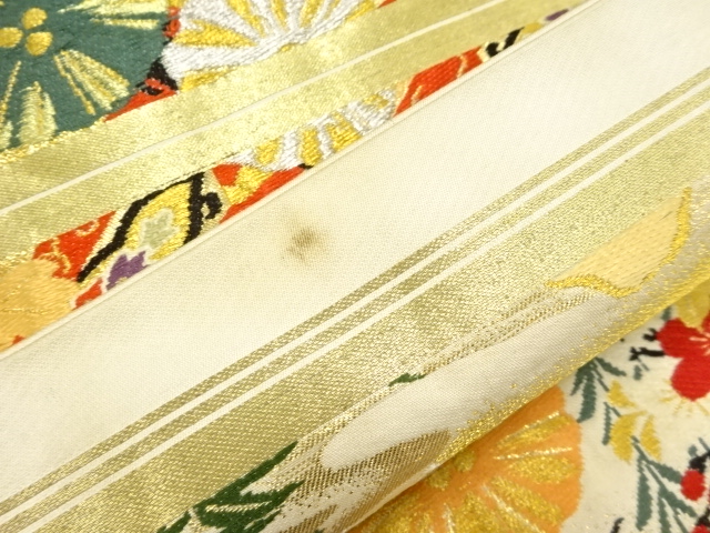  大正ロマン　錦紗宝尽くし模様刺繍五つ紋花嫁衣装振袖・長襦袢・丸帯セット